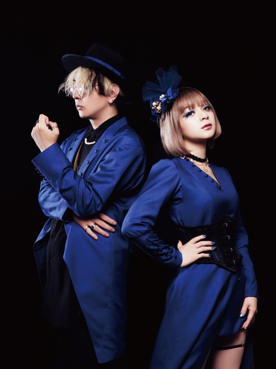 GARNiDELiA　サイン　色紙　メイリア　toku　ガルニデリア GARNiDELiA サイン 色紙 メイリア toku ガルニデリア 海外輸入